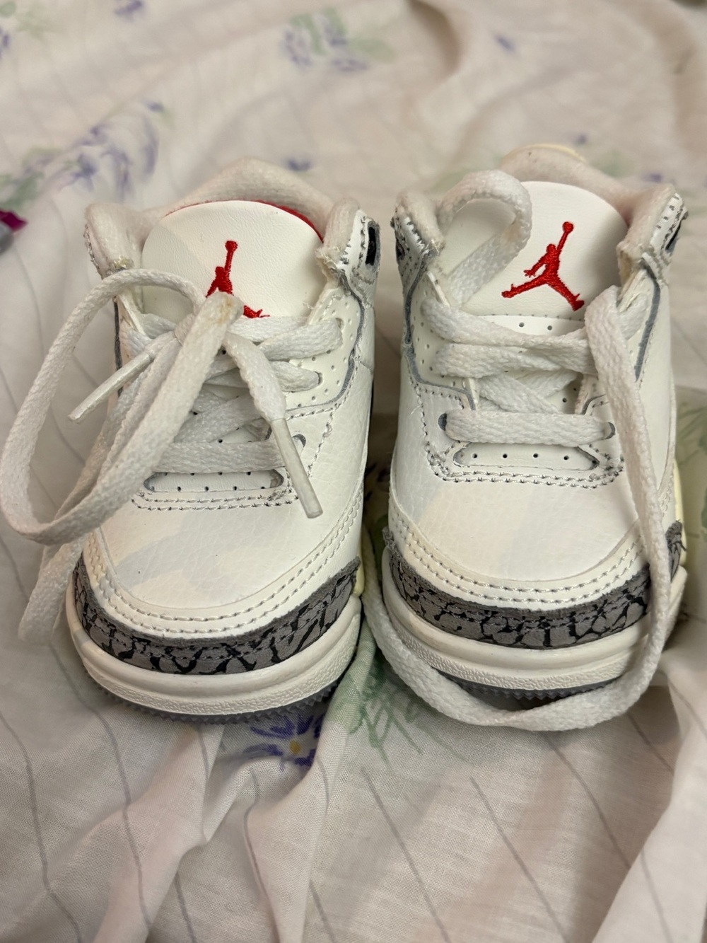 Nike White Toddler Sneakers with Red Jumpman and Gray Elephant Print
